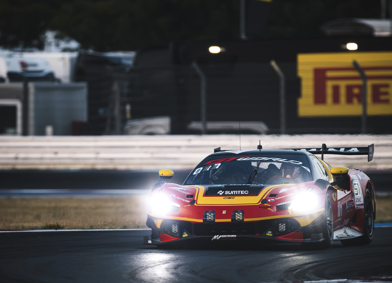 Tommaso Mosca completa la stagione nel GTWC a Portimão
